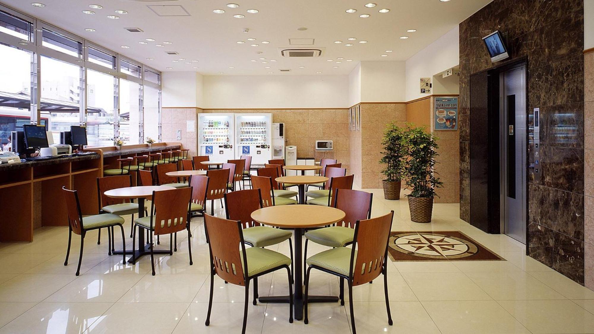 Toyoko Inn Higashi-Hiroshima Saijo Ekimae Kültér fotó